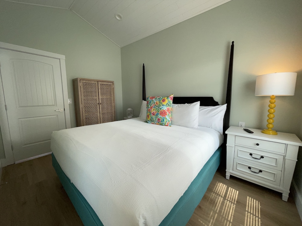 Conch Cottage photo 2