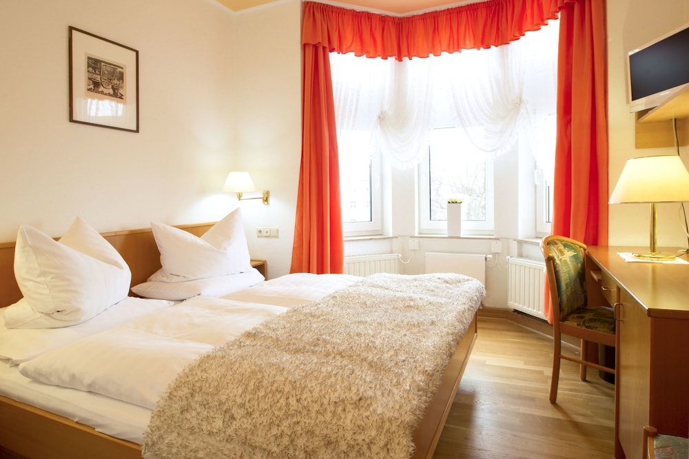 Standard Double Room - Photo 1