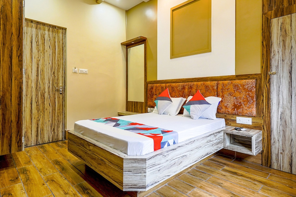 Deluxe Room - Photo 1