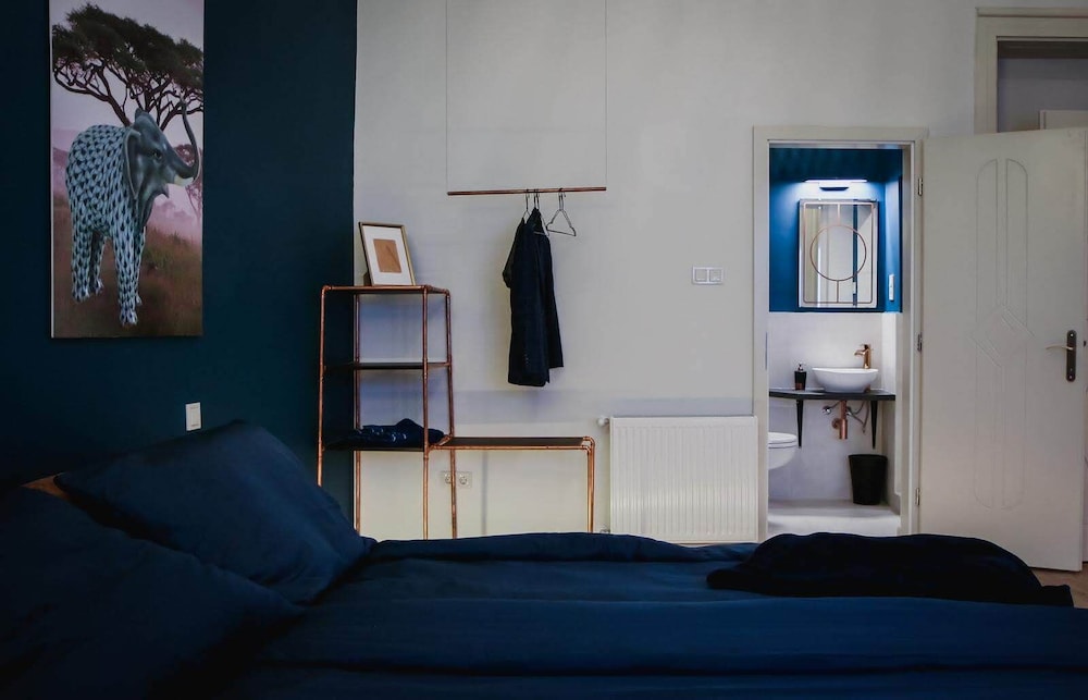 Explorer Room - Photo 7