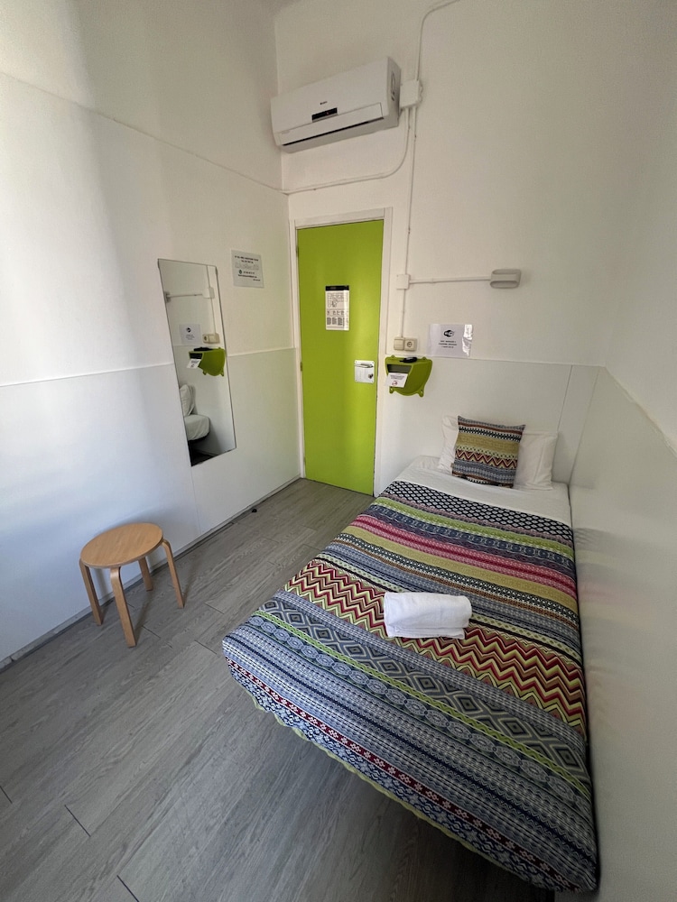 Economy Single Room photo 3