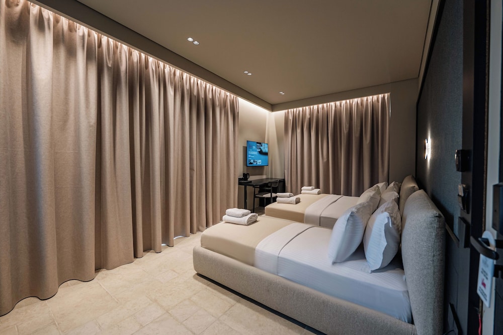 Triple Room with Balcony