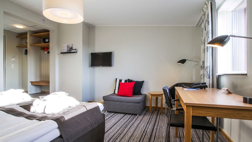 Deluxe Room, 1 Double Bed, Non Smoking - Photo 4