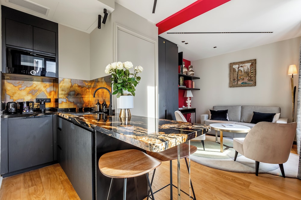 Executive Apartment photo 3