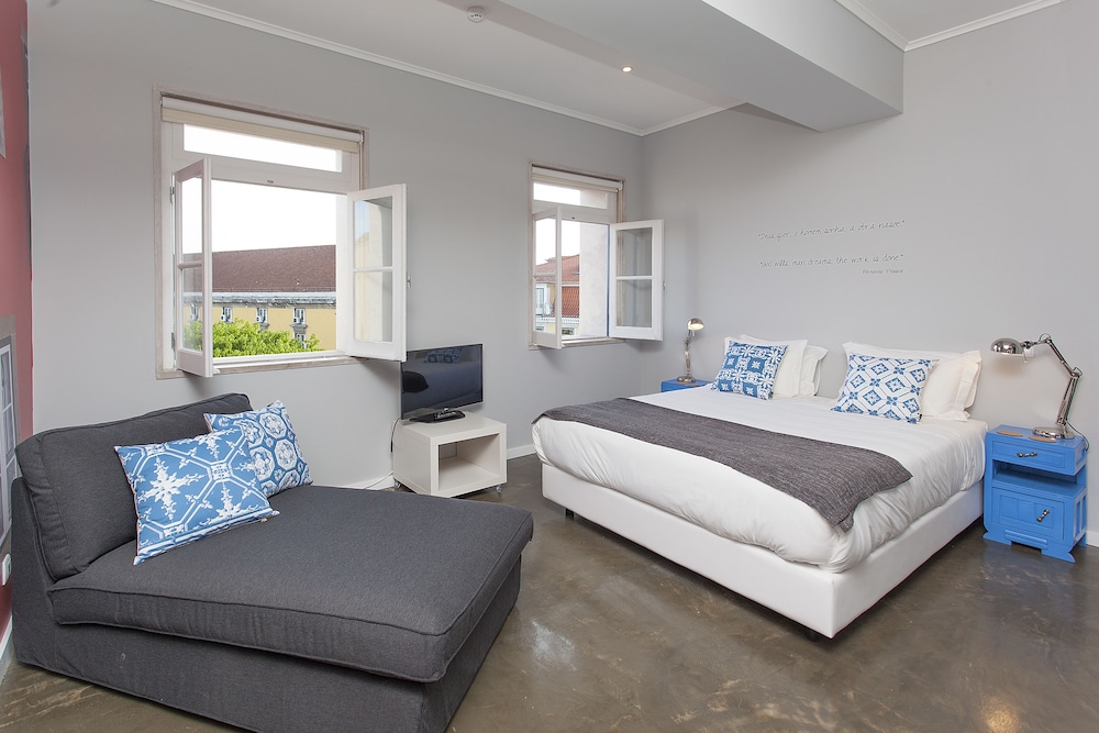 Superior Suite, 1 Double Bed, River View photo 3