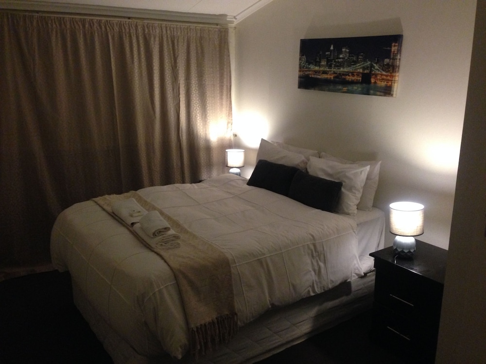 Classic Studio Suite, Private Bathroom, Garden View photo 1
