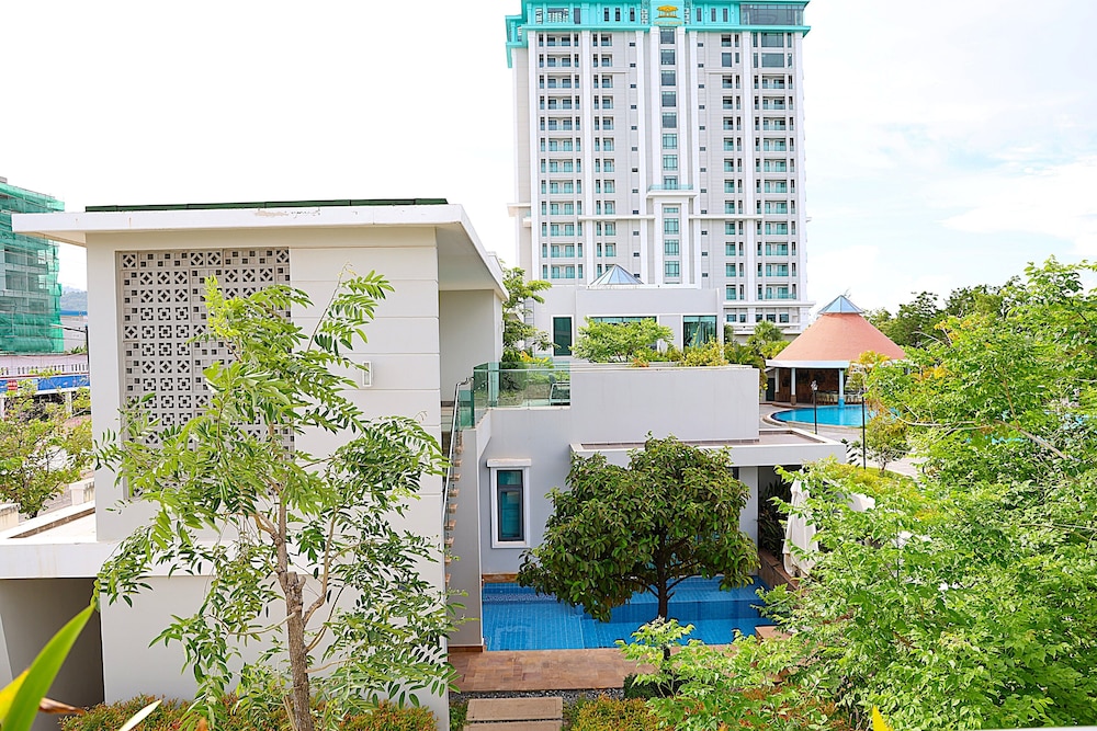 Two Bedroom Pool Villa - Photo 4
