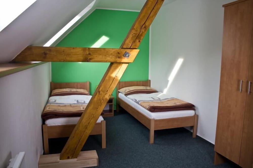 Room (   10) photo 2