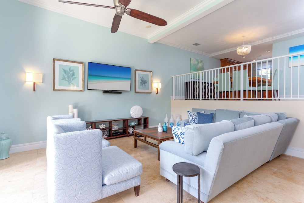 3 Bedroom Residence photo 2