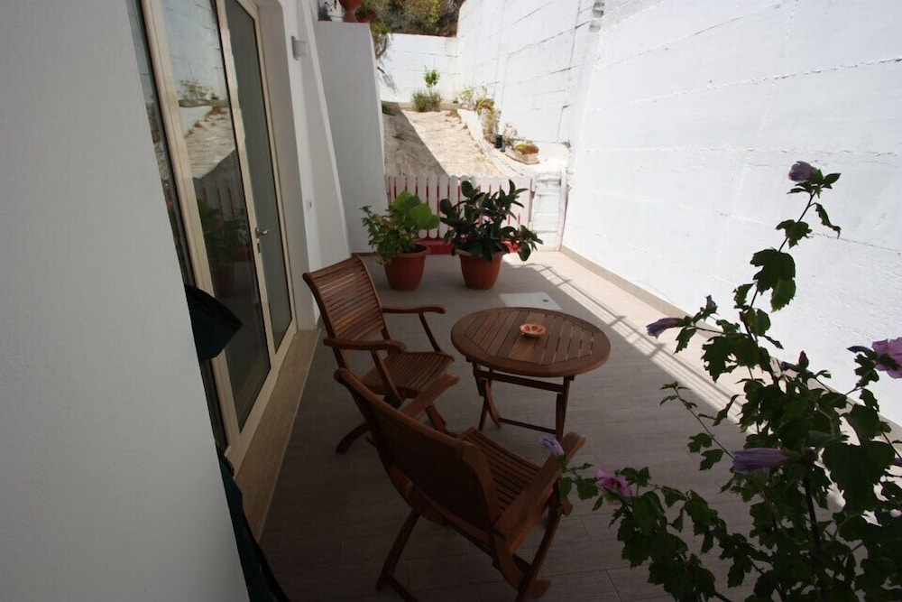 Basic Double Or Twin Room (La Laguna Dei Bei Sogni) photo 2