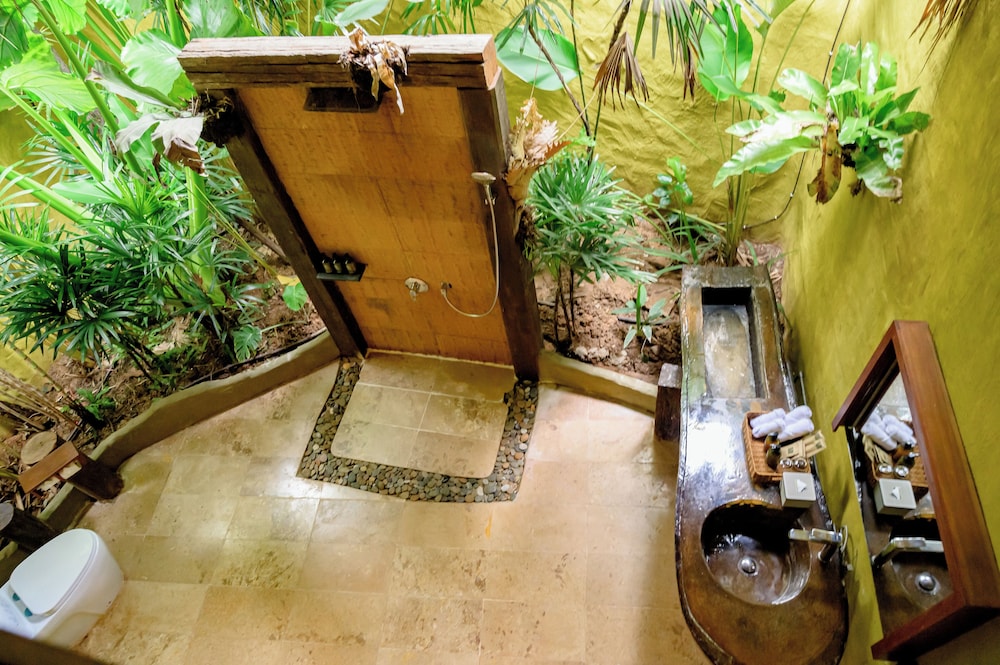 Bamboo Duplex Suite Villa 4 - Photo 4