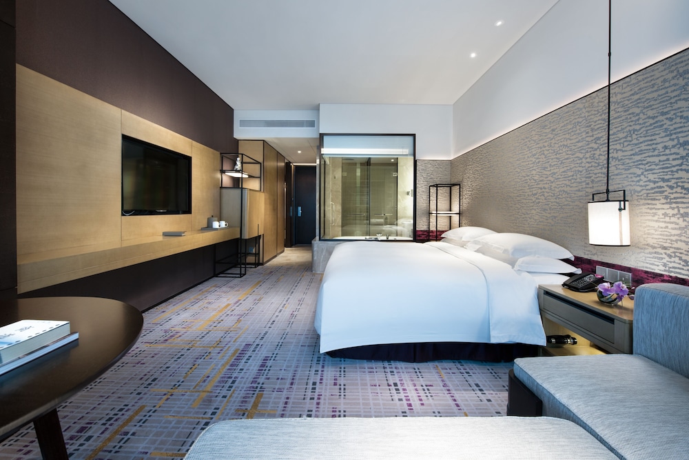 Standard Room, 1 King Bed, River View (Super King)