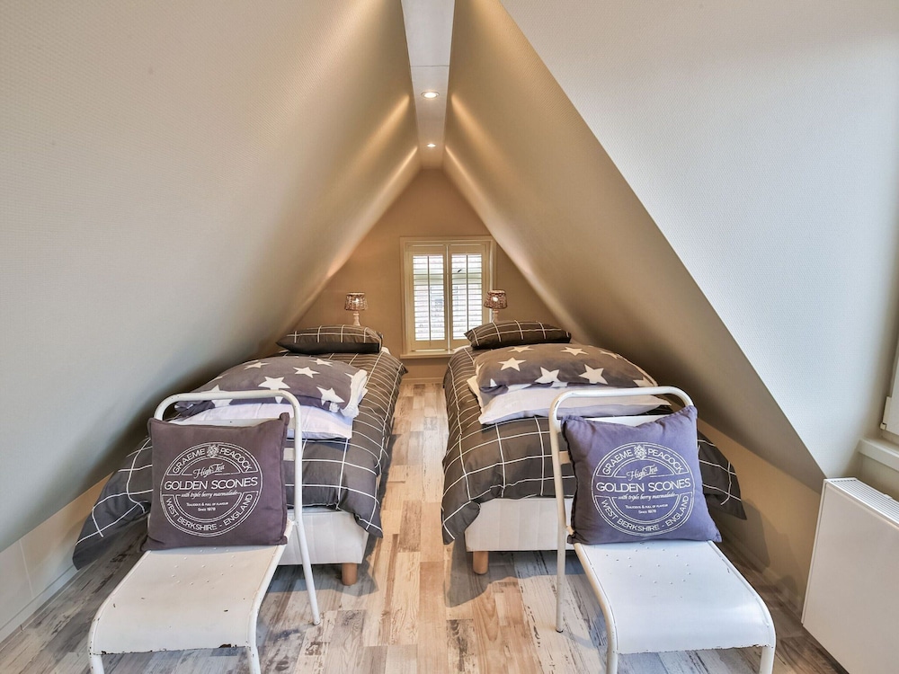 Classic House, 5 Bedrooms