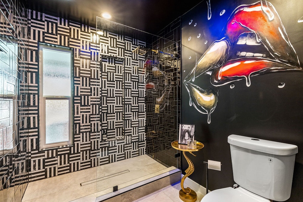 The Ritz - Luxury Home With Pool Speakeasy Bar, Billede 107