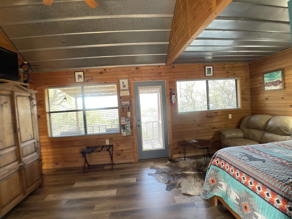 The Woods Cabin, Pet Friendly