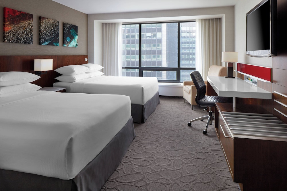 Deluxe Suite, Multiple Beds