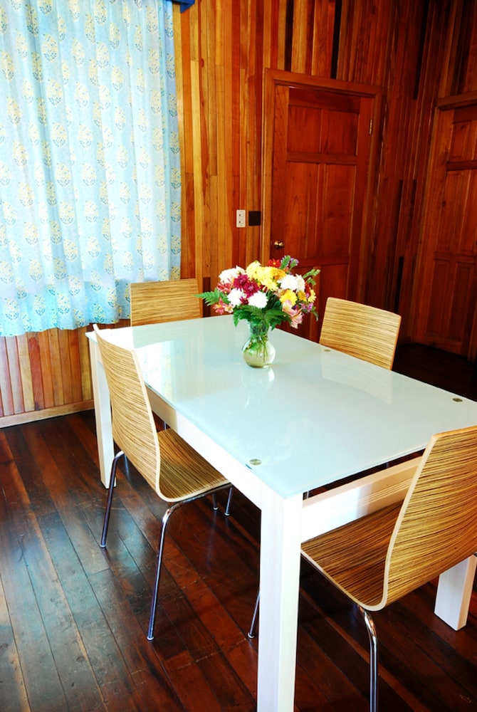 Royal Quadruple Room photo 3