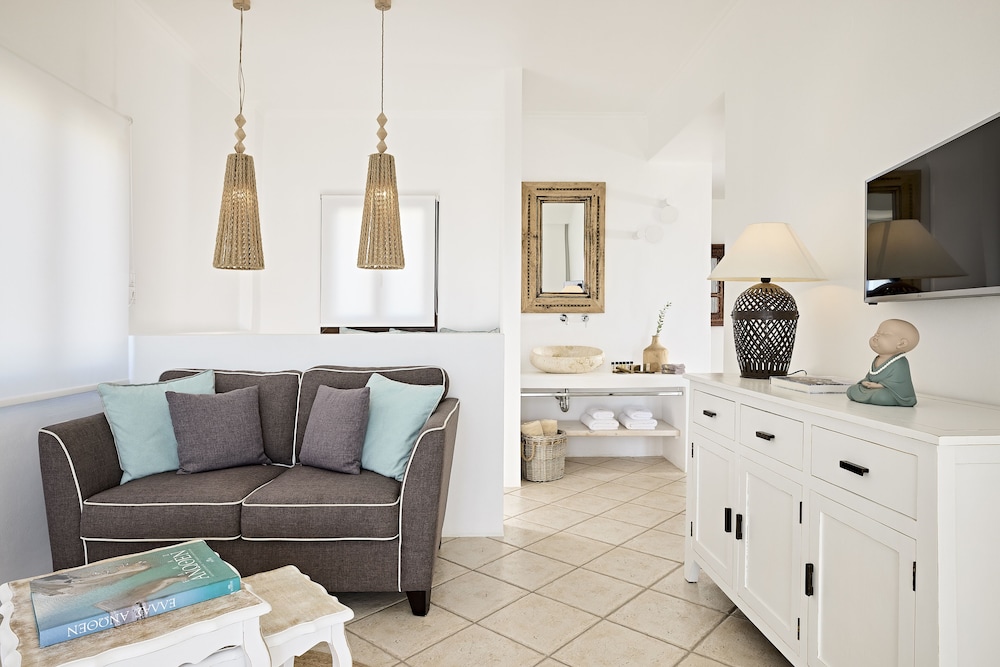 Deluxe Suite, 1 Bedroom, Sea View (Pearl) photo 3