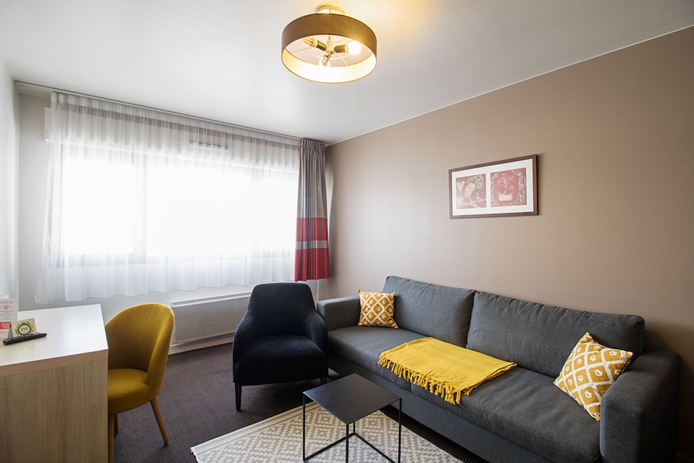 Superior Apartment, 1 Bedroom, Kitchenette - Photo 6