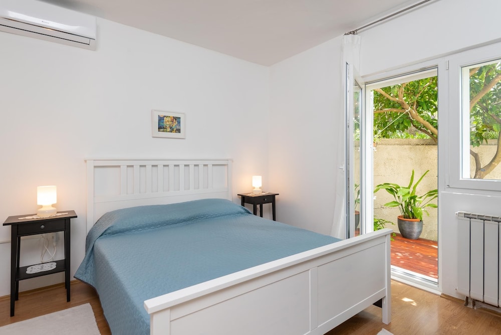 Classic Double Room, Patio