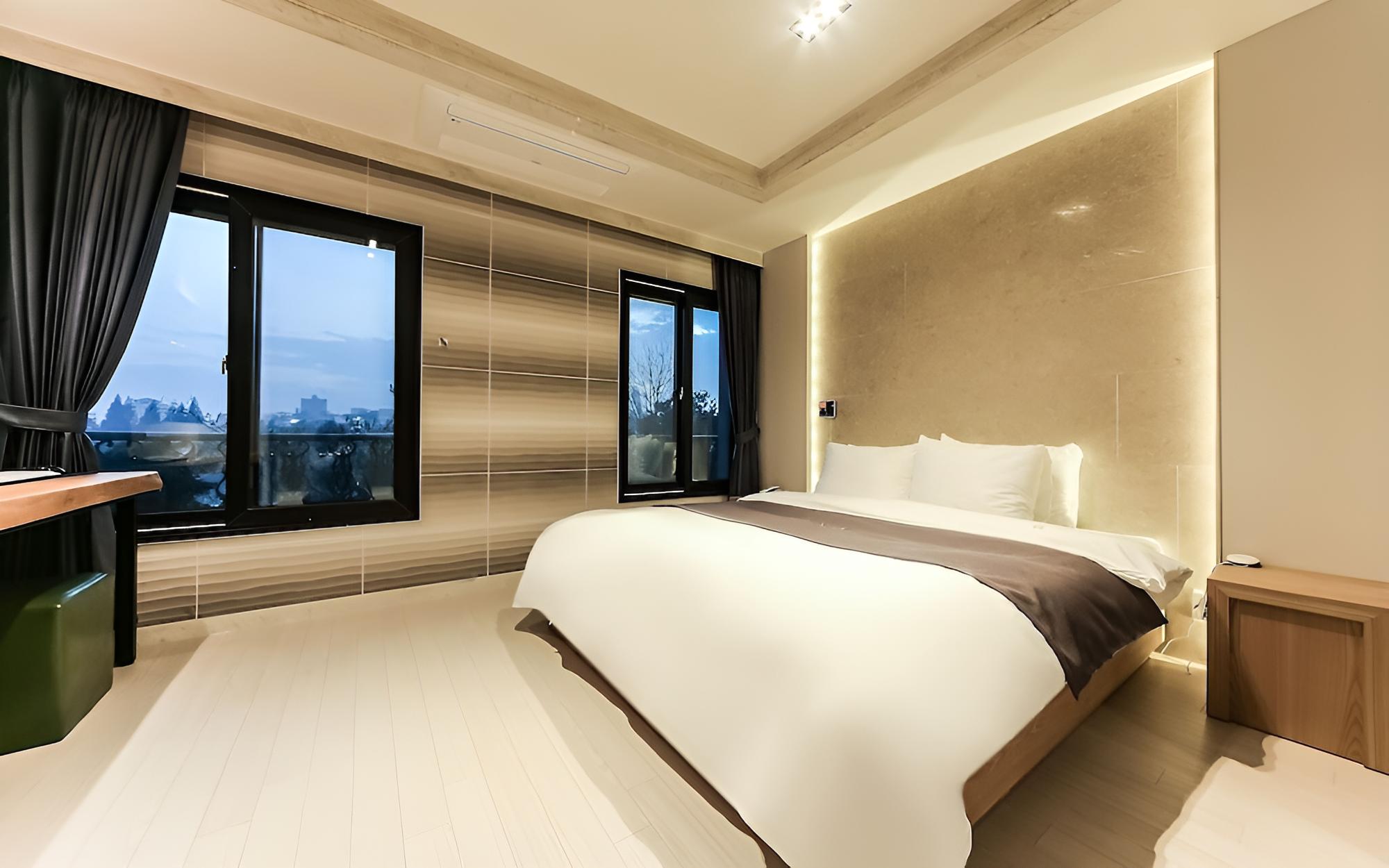 Room (Standard room) - Photo 1