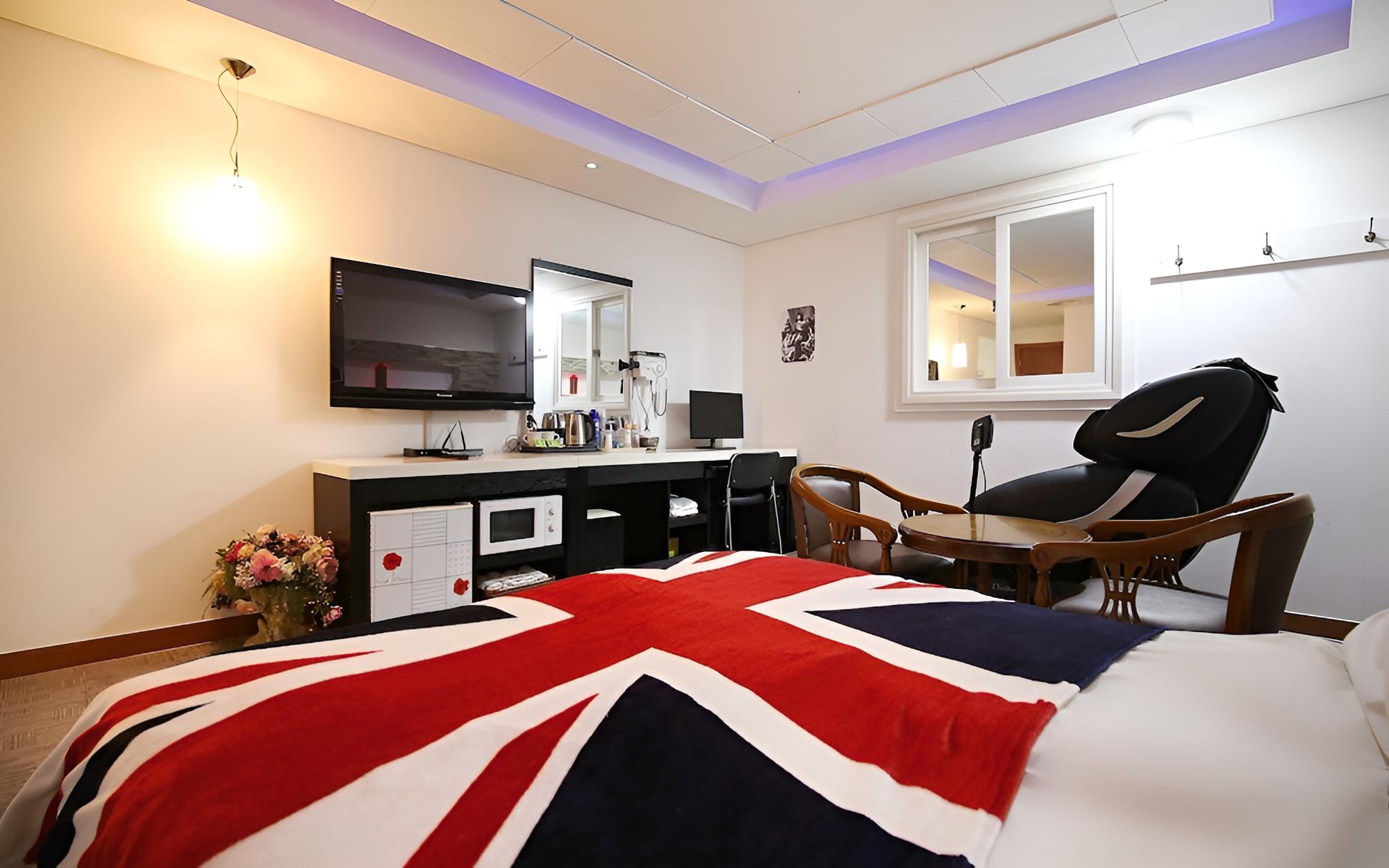 Room (Massage chair room (Body Friends avai) photo 1