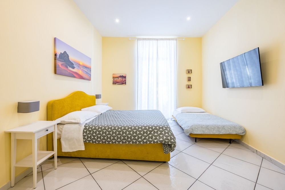 Superior Double Room, City View photo 2