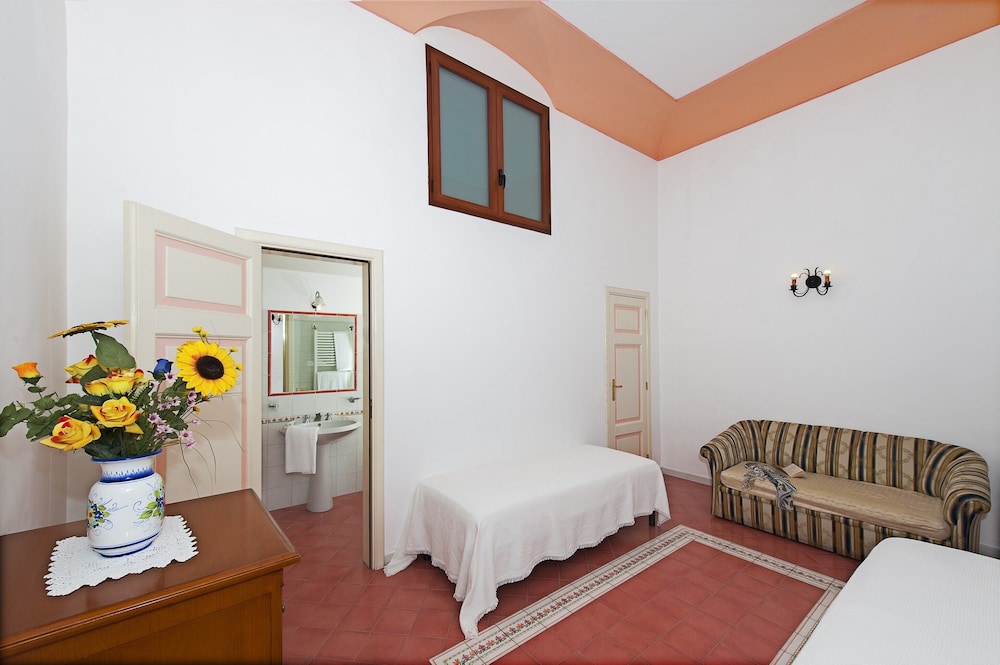 Quadruple Room photo 1