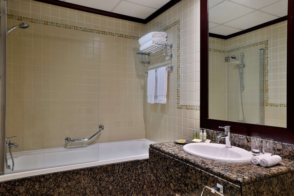 King Junior Suite With Sea View - Balcony - Photo 11