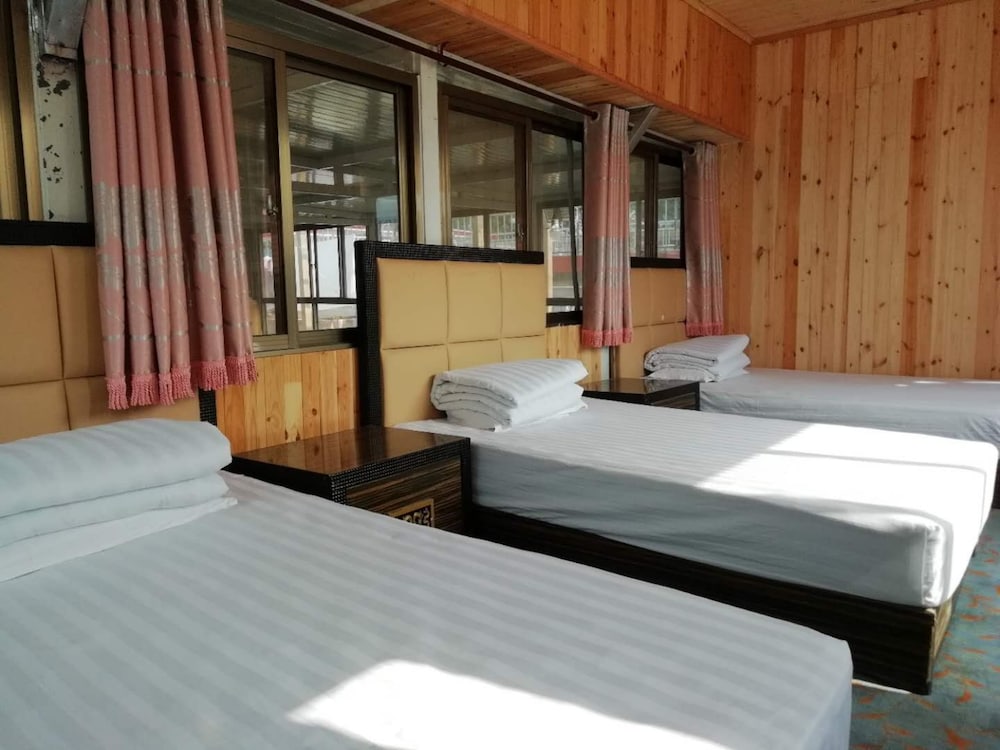 Standard Triple Room(Chinese Citizens Only) photo 1