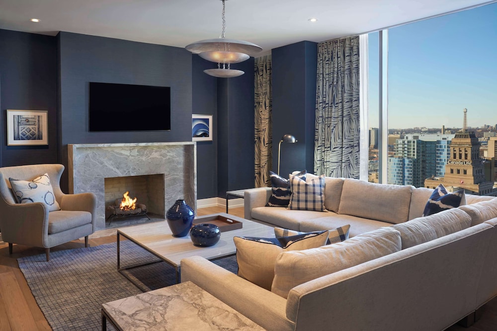 Signature Suite - Kensington thumbnail 5