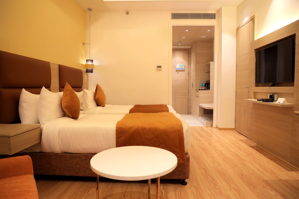 Deluxe Room, 2 Twin Beds, Non Smoking - Photo 4