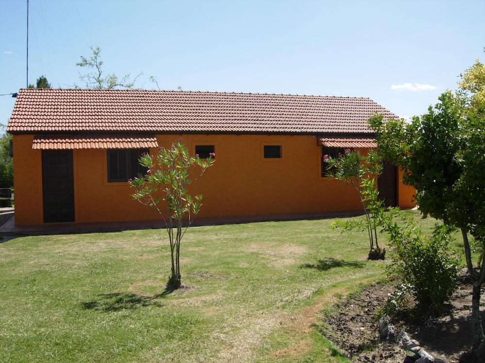 Standard Room, Multiple Beds, Garden View