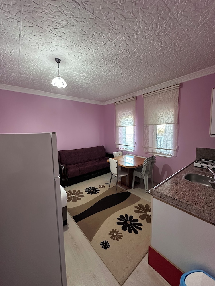 Deluxe Apartment photo 2