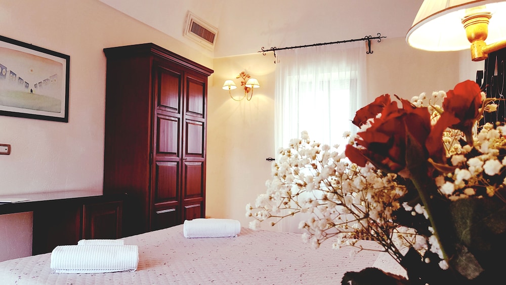 Quadruple Room - Photo 1