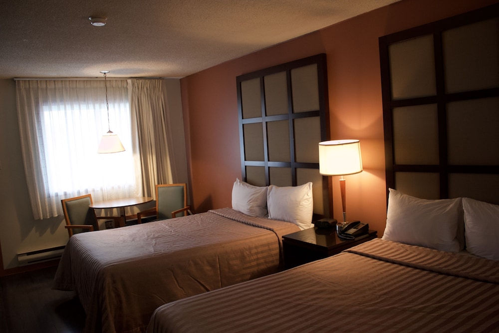 Standard Room, 2 Queen Beds, Non Smoking photo 1