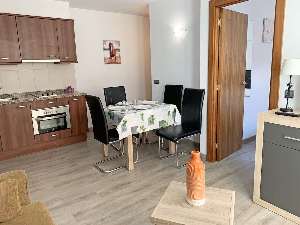 Basic Apartment, 1 Bedroom photo 2