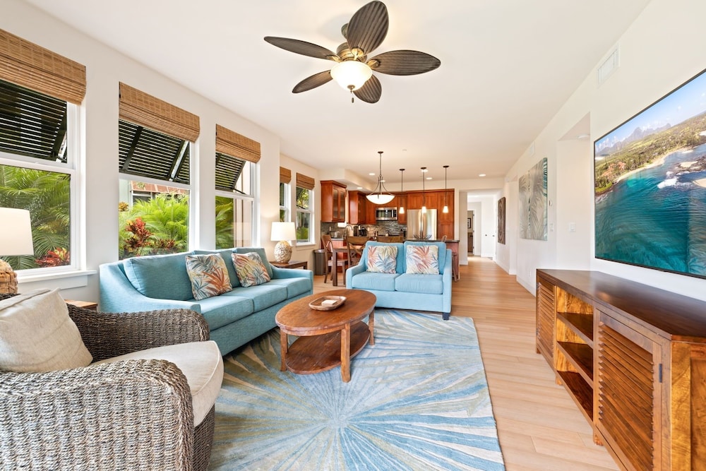 Condo, 3 Bedrooms