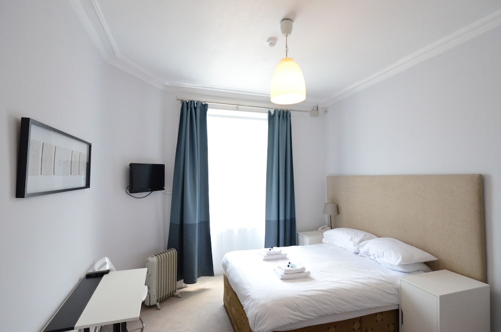 Studio, Ensuite, City View (Double Upper Floor) photo 1