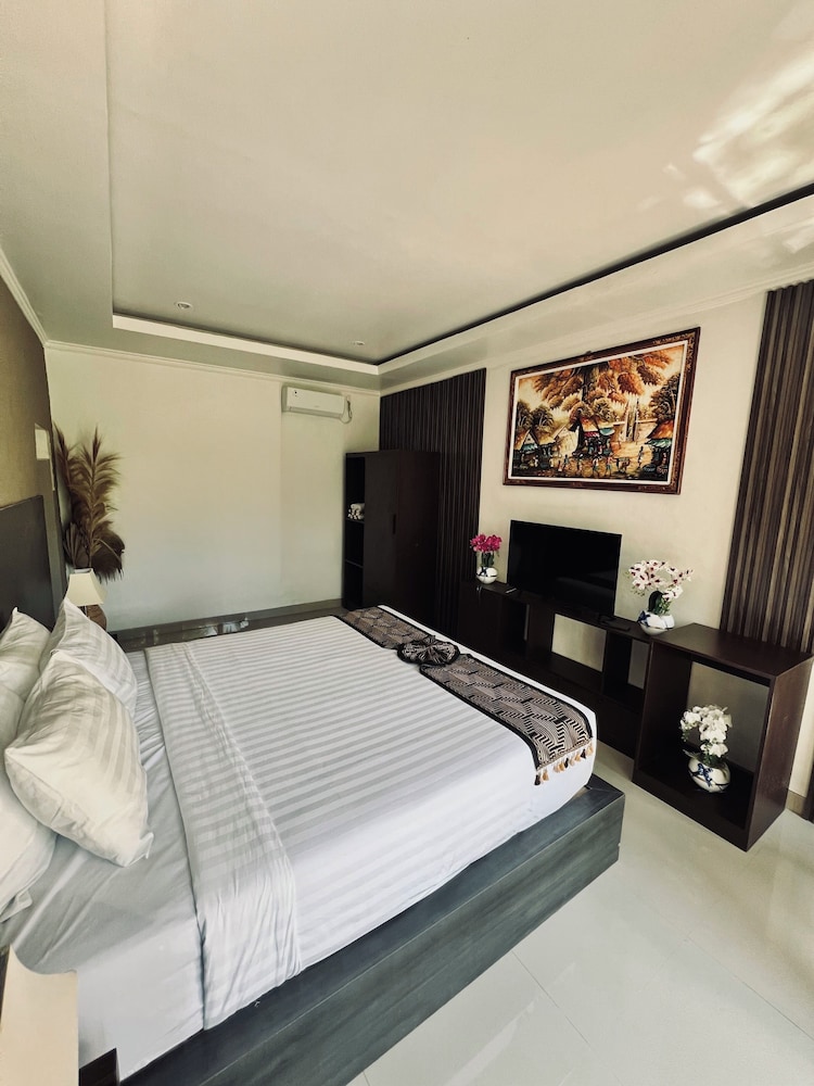 Deluxe Double Room, Balcony, Courtyard View