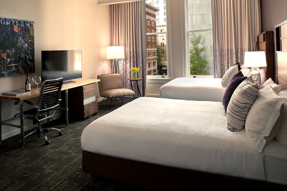 Room, 2 Queen Beds, Accessible, City View (Mobility) - Photo 1