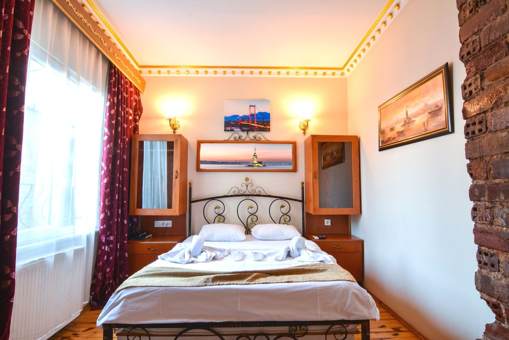 Deluxe Double Room, 1 Double Bed photo 2