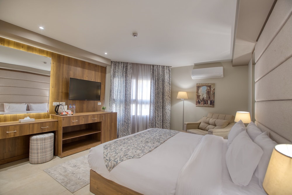 King Room with Balcony