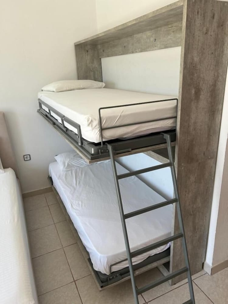 Standard Room, Large Balcony,Garden View