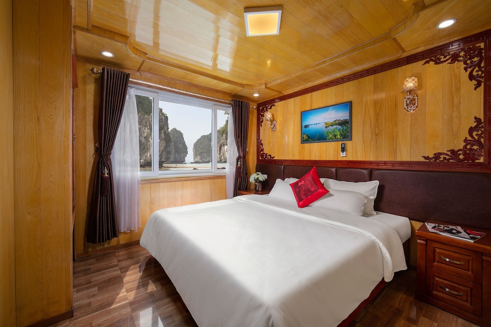 Deluxe Double or Twin Room, Ocean View photo 3