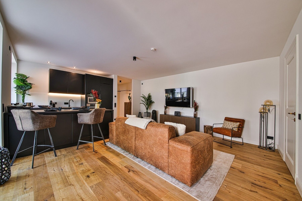 Deluxe Apartment photo 1