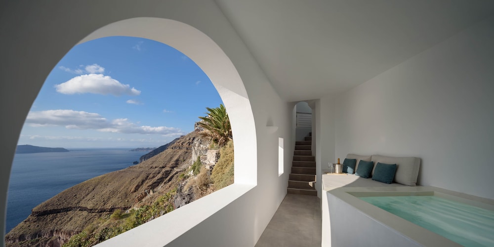 Executive Suite - Photo 13