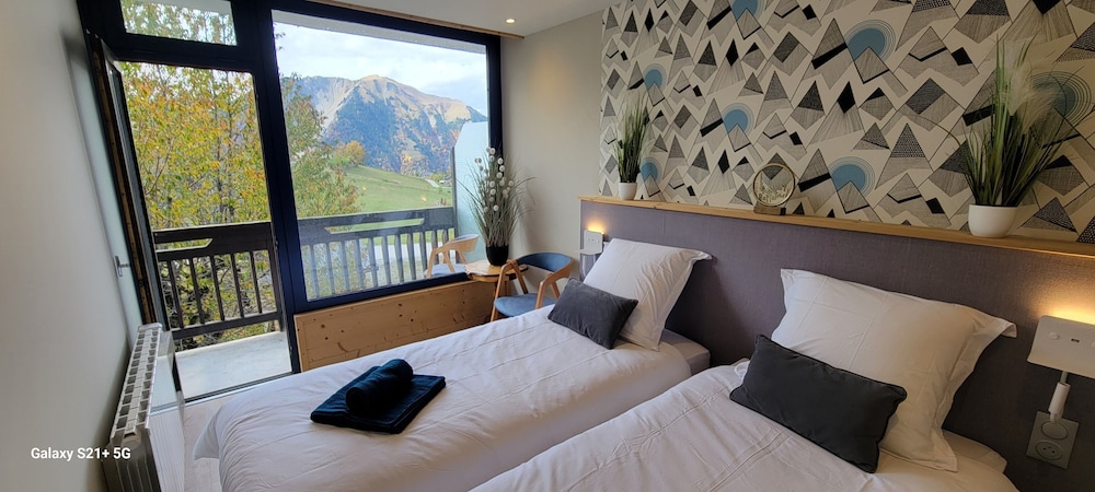 Comfort Twin Room