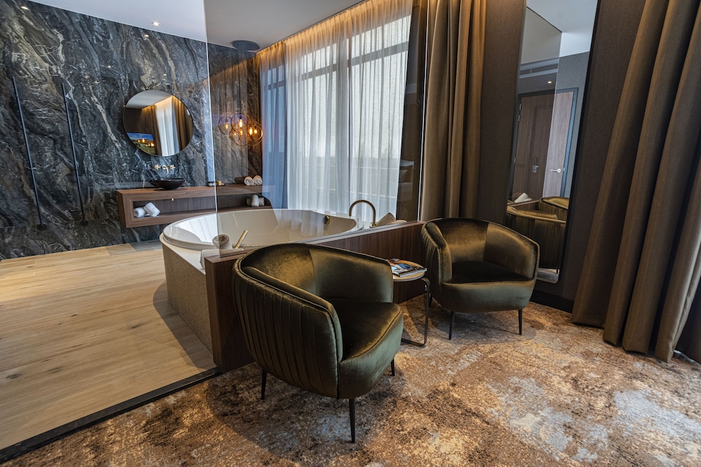 Sky Suite - Photo 3