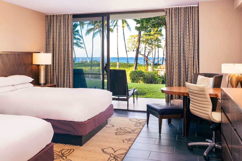 Makai Lanai Room, 2 Queen Beds, Ocean View (Roll In Shower)